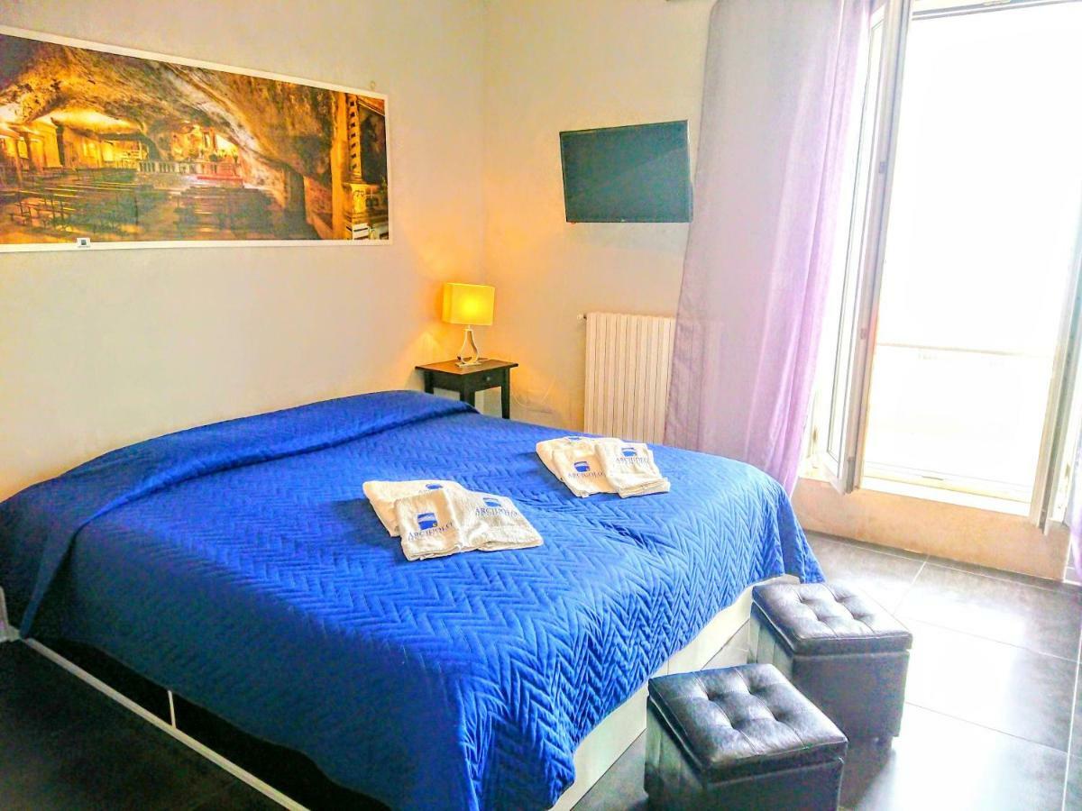 Rooms Gli Arcangeli 2 - Affitti Brevi Italia 圣安吉罗山 外观 照片