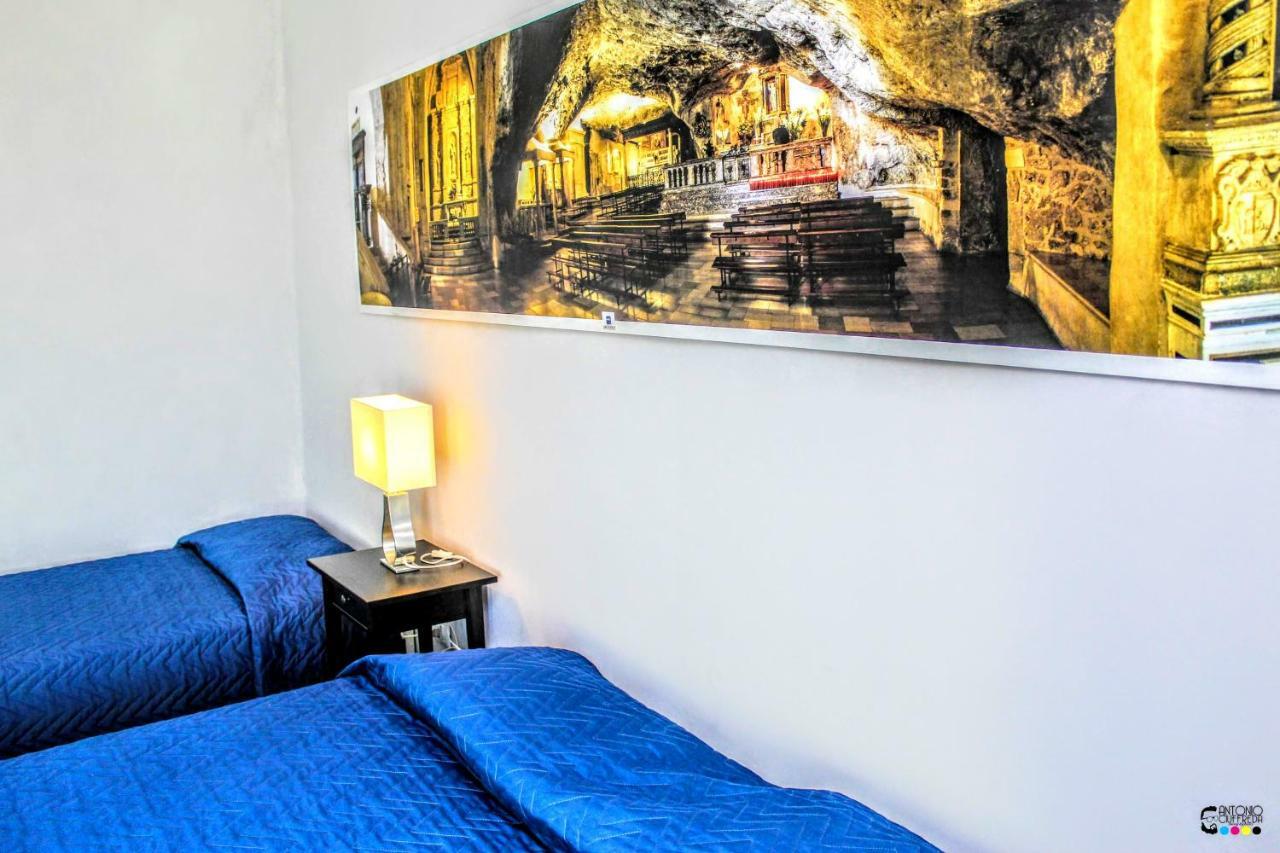 Rooms Gli Arcangeli 2 - Affitti Brevi Italia 圣安吉罗山 外观 照片