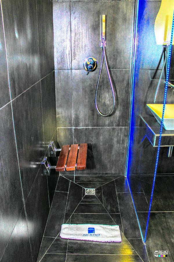 Rooms Gli Arcangeli 2 - Affitti Brevi Italia 圣安吉罗山 外观 照片