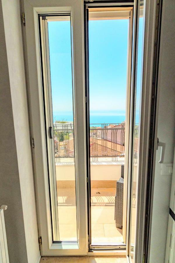 Rooms Gli Arcangeli 2 - Affitti Brevi Italia 圣安吉罗山 外观 照片