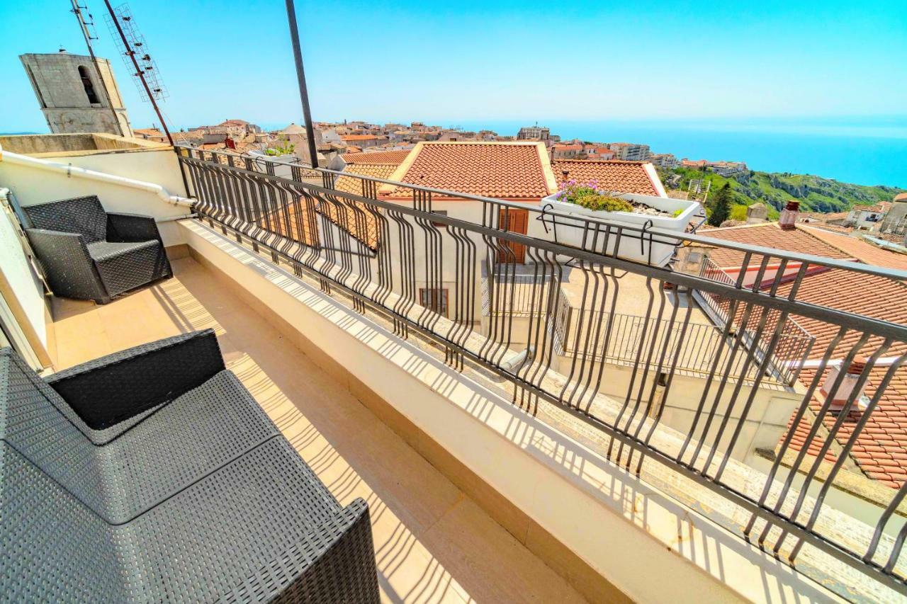 Rooms Gli Arcangeli 2 - Affitti Brevi Italia 圣安吉罗山 外观 照片